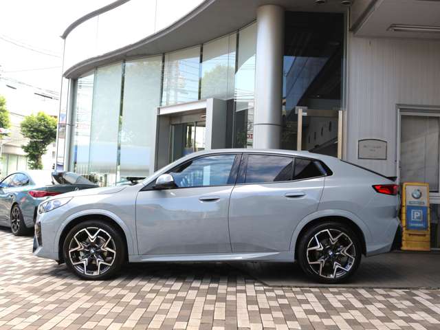 BMW X2 7