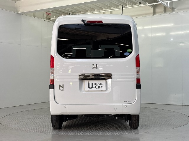 Honda N-VAN 9