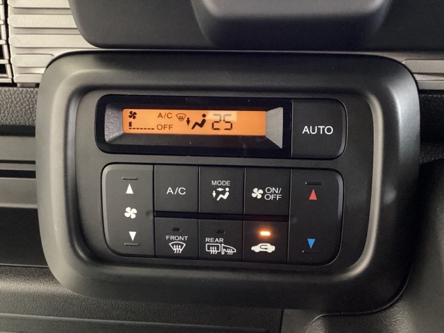 Honda N-VAN 10
