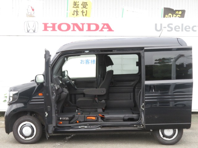 Honda N-VAN 8