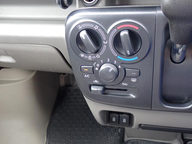 Suzuki Every 12