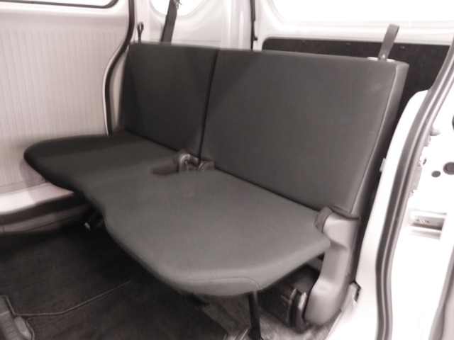 Honda N-VAN e: 11