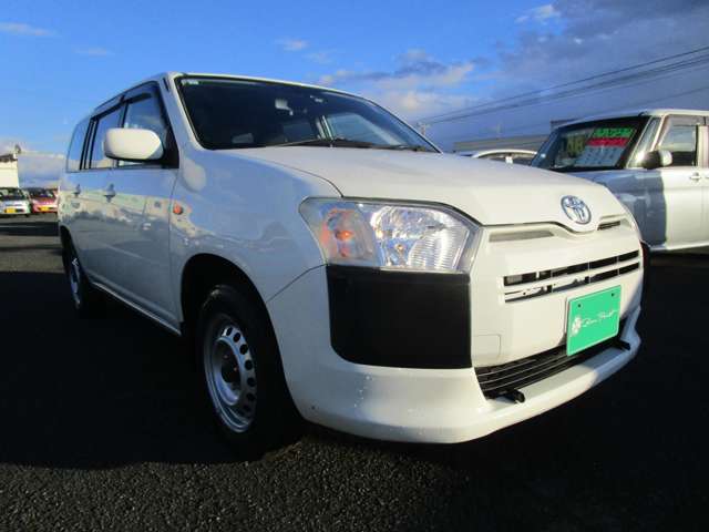 Toyota Succeed Van 3