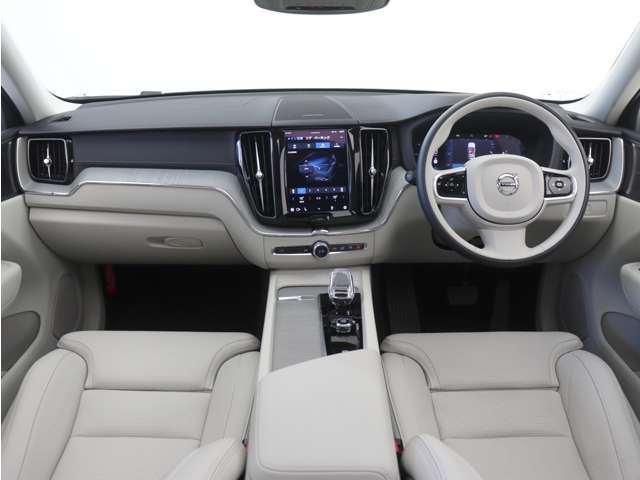 Volvo XC60 4