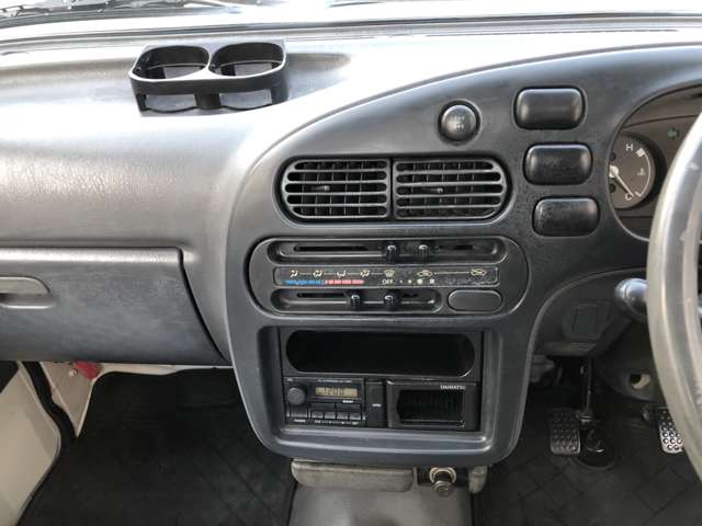 Daihatsu Hijet Pickup 4