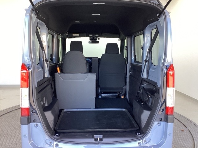 Honda N-VAN 6