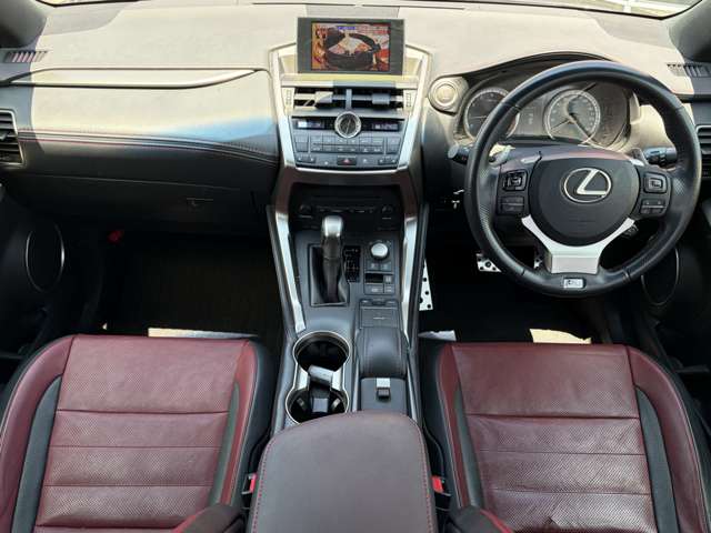 Lexus NX 7