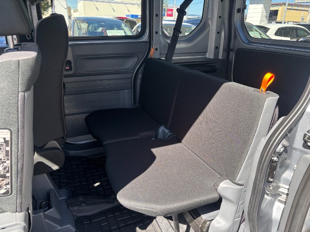Honda N-VAN 9