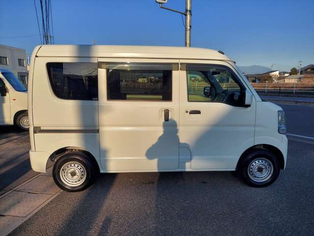 Nissan NV100 Clipper 11
