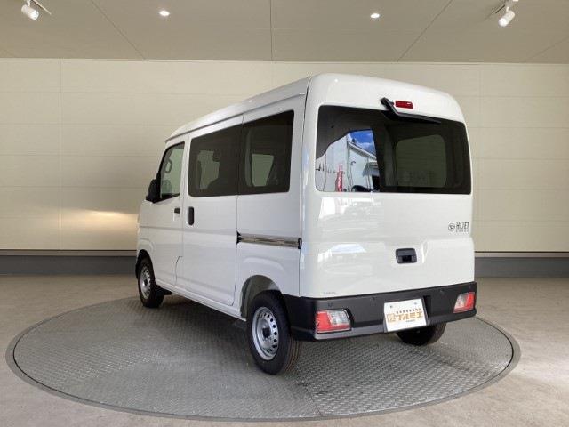 Daihatsu Hijet Cargo 10