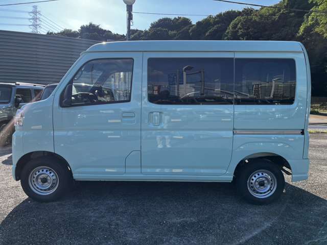 Daihatsu Hijet Cargo 11