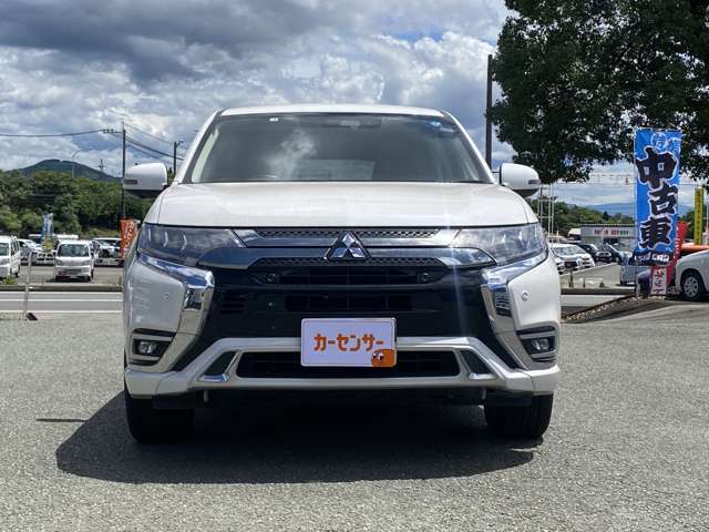 Mitsubishi Outlander PHEV 2