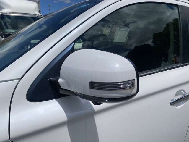 Mitsubishi Outlander PHEV 8