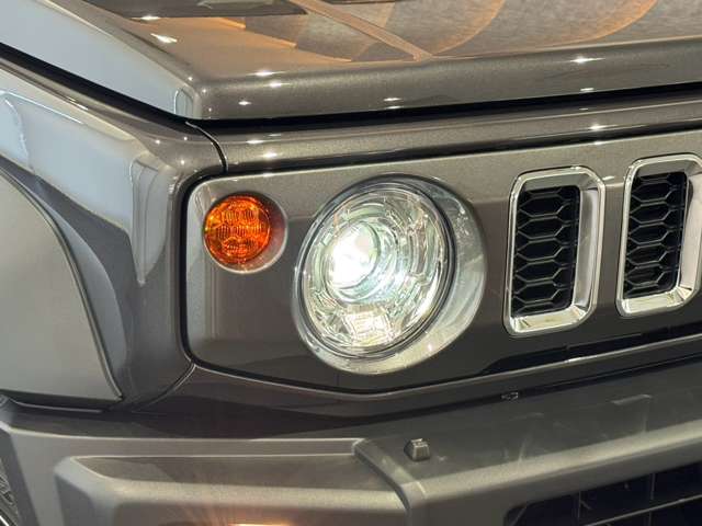 Suzuki Jimny Nomade 12