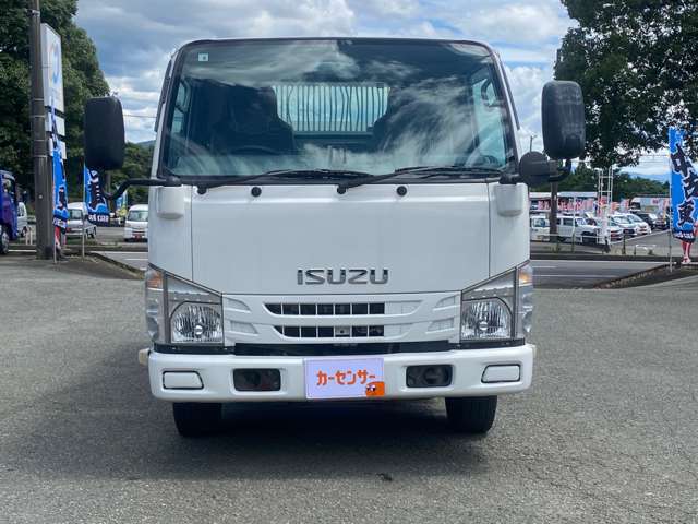 Isuzu Elf 2