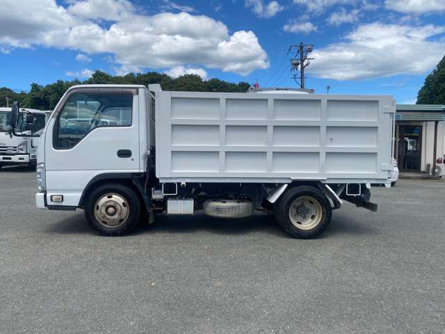 Isuzu Elf 4