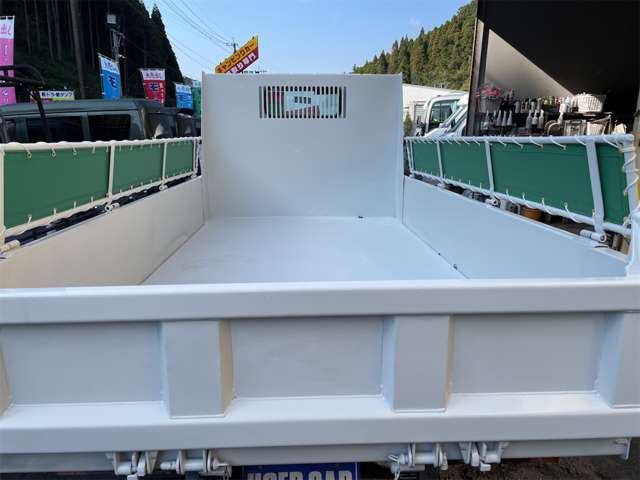Mitsubishi Fuso Canter 12