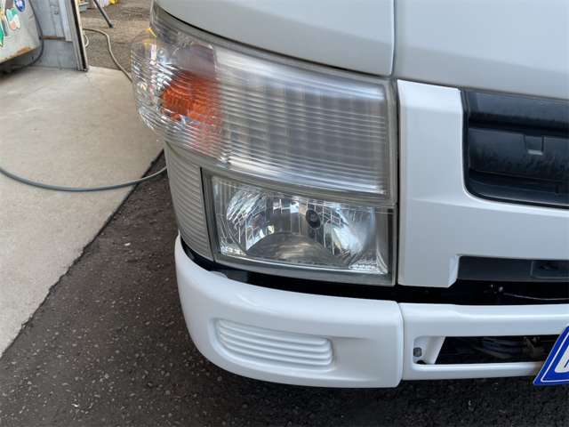 Mitsubishi Fuso Canter 5