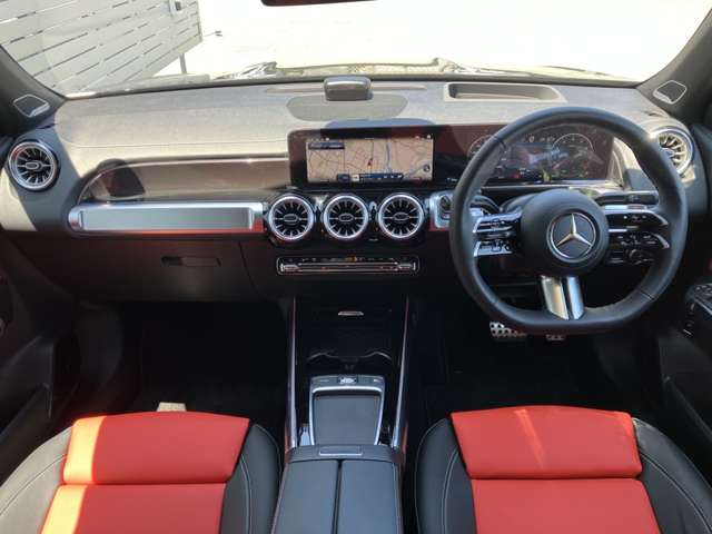Mercedes-Benz GLB 4