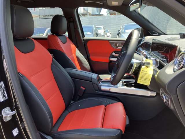 Mercedes-Benz GLB 6