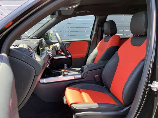 Mercedes-Benz GLB 7