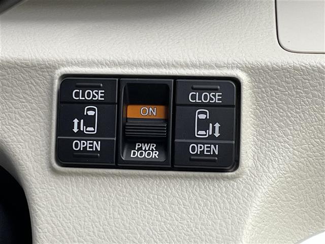 Toyota Sienta 12