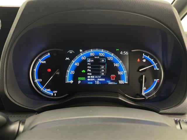 Toyota Voxy 12