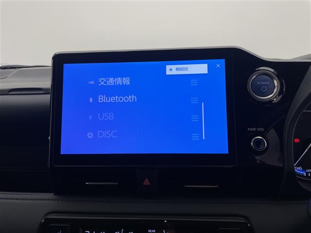 Toyota Voxy 8