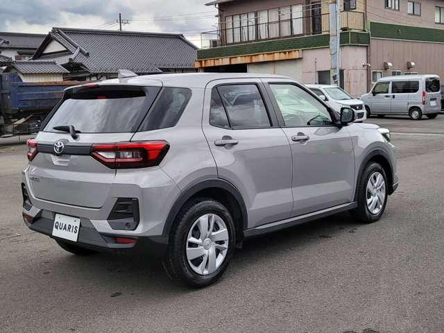 Toyota Raize 6