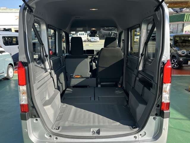 Honda N-VAN 9