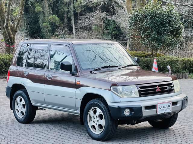 Mitsubishi Pajero iO 8