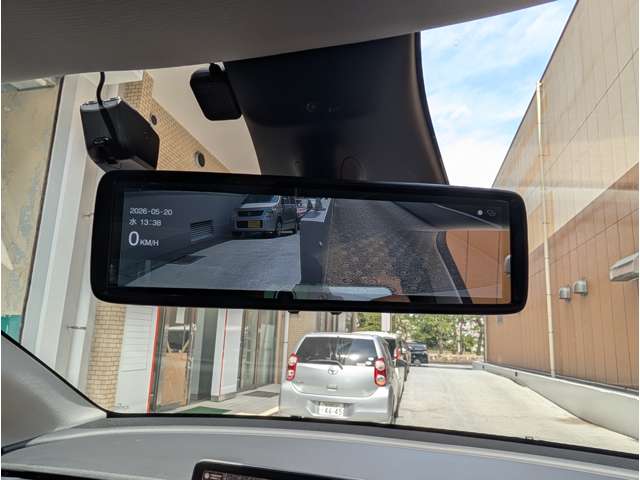 Tesla Model Y 7