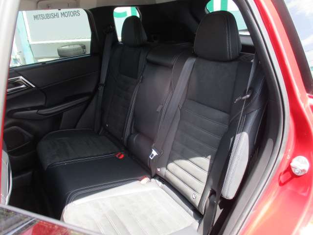 Mitsubishi Outlander 12