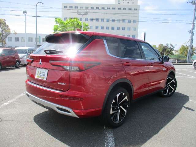 Mitsubishi Outlander 6