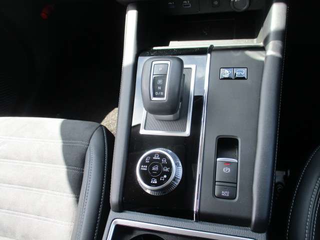 Mitsubishi Outlander 10