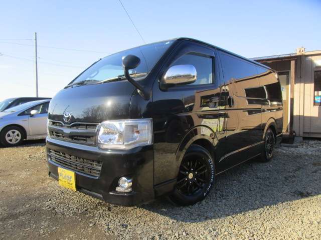 Toyota Regius Ace 12