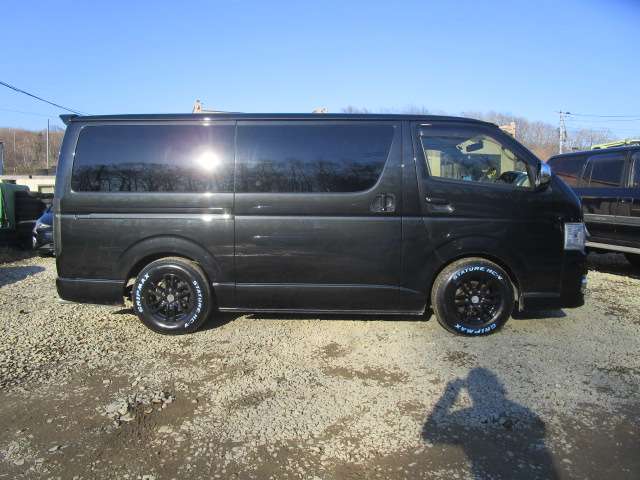 Toyota Regius Ace 5