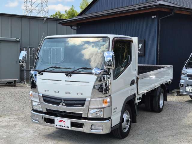 Mitsubishi Fuso Canter 9
