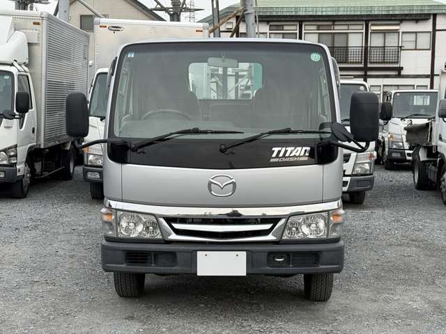Mazda Titan Dash 2