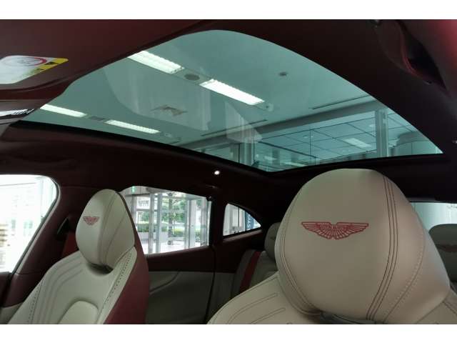 Aston Martin DBX 3