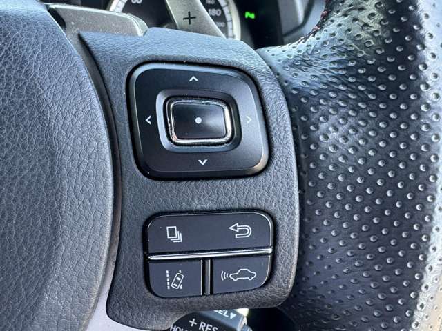 Lexus NX 10