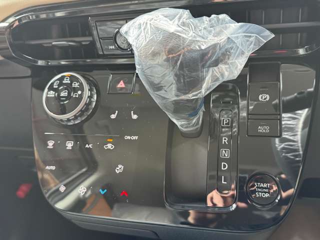 Mitsubishi Delica Mini 10