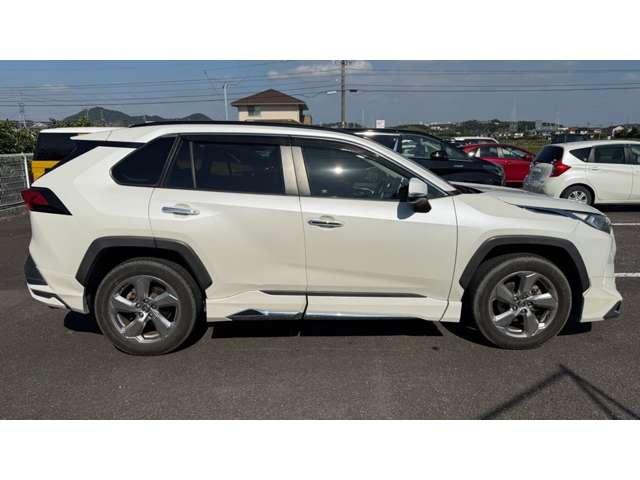 Toyota RAV4 10