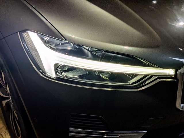 Volvo XC60 8