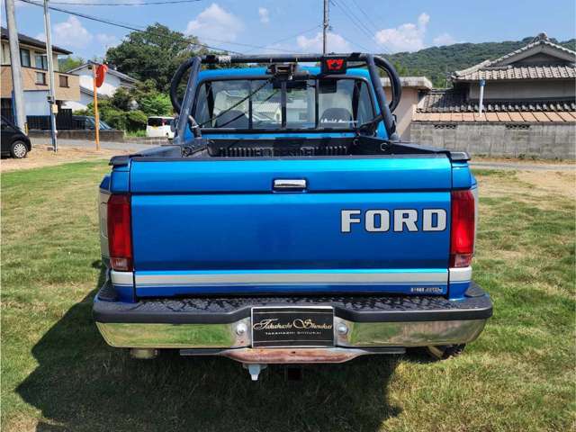 Ford F-150 12
