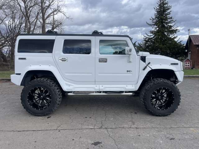 Hummer H2 4