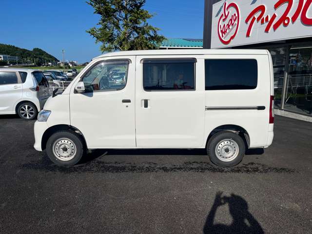 Toyota Town Ace Van 7