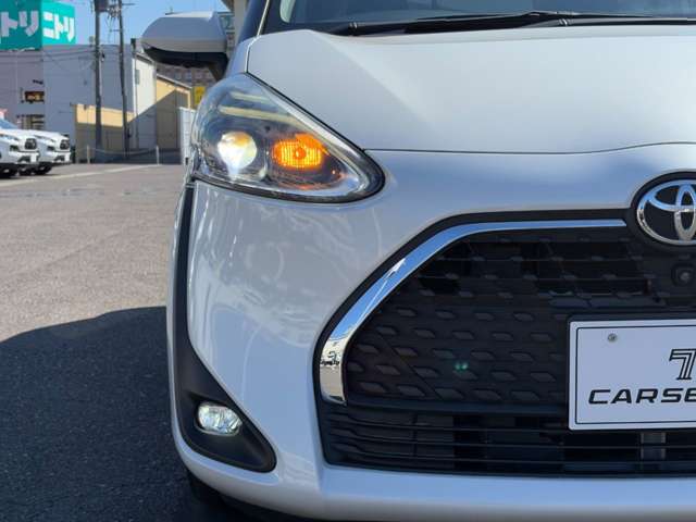 Toyota Sienta 12