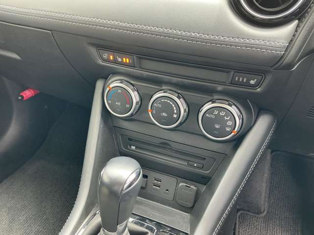 Mazda CX-3 10