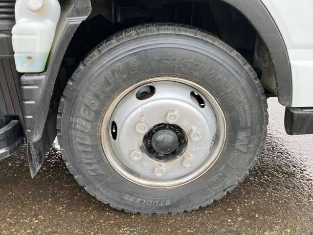 Mitsubishi Fuso Canter 11